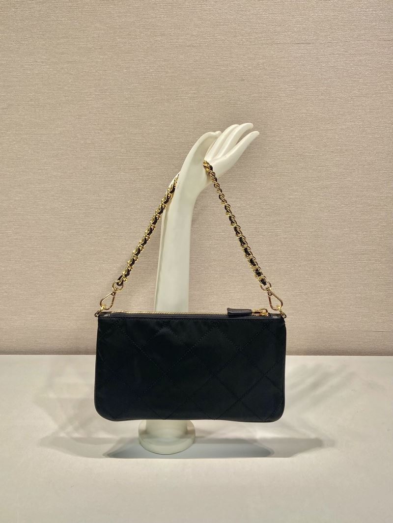 Pra*a hobo bags
